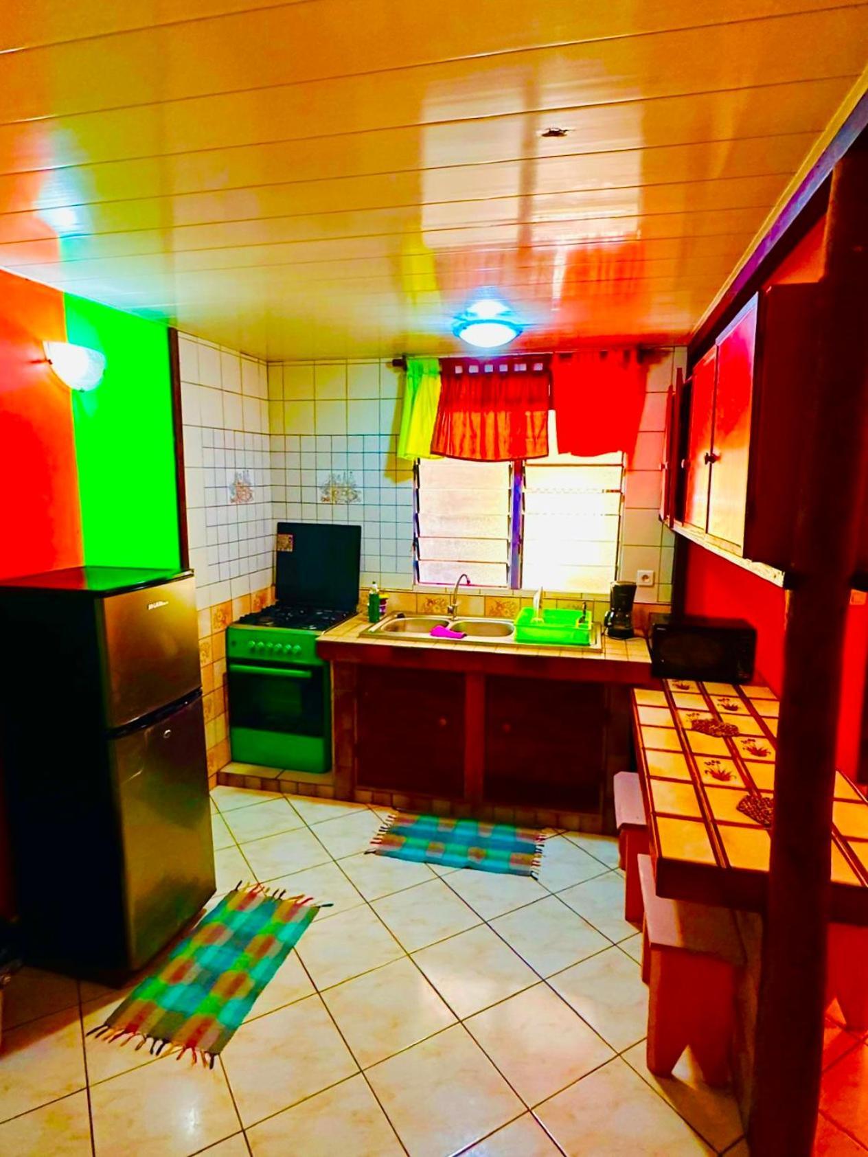 Teraupoo Lodge Maison Afareaitu Екстериор снимка