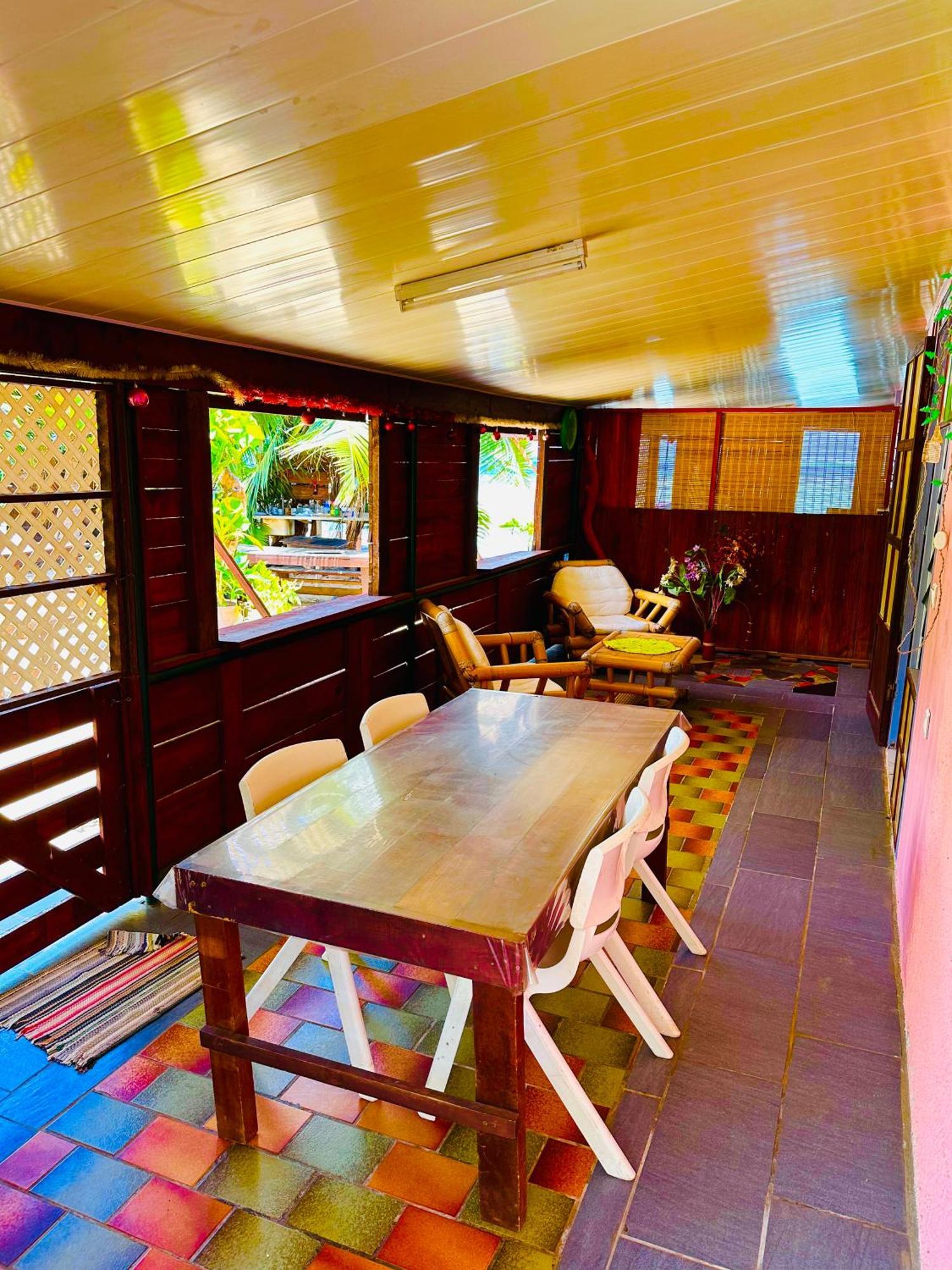 Teraupoo Lodge Maison Afareaitu Екстериор снимка